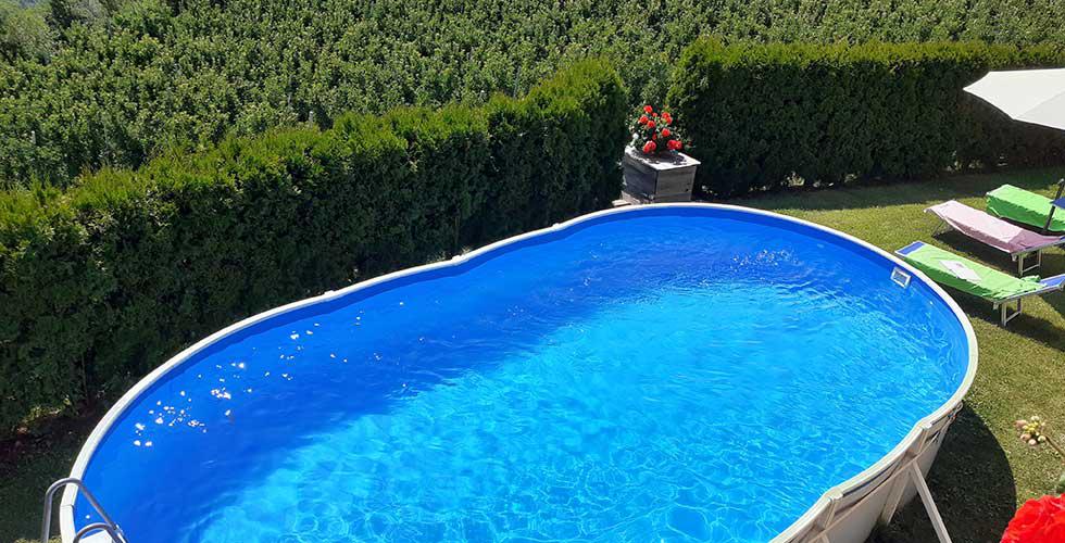 Piscina: un tuffo dove l’acqua è più blu